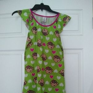 Girl's green monkey nightgown